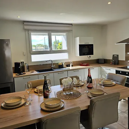 Apartment Magnifique Maison Avec Baignoire Balneo *