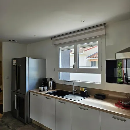 Avec Baignoire Balnéo Véranda&jardin Cornebarrieu