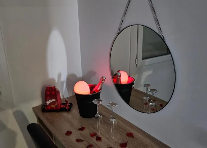 Avec Baignoire Balneo Veranda & Jardin Cornebarrieu