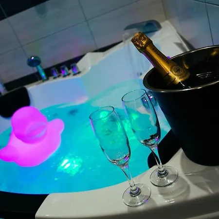 شقة Avec Baignoire Balneo Veranda & Jardin *